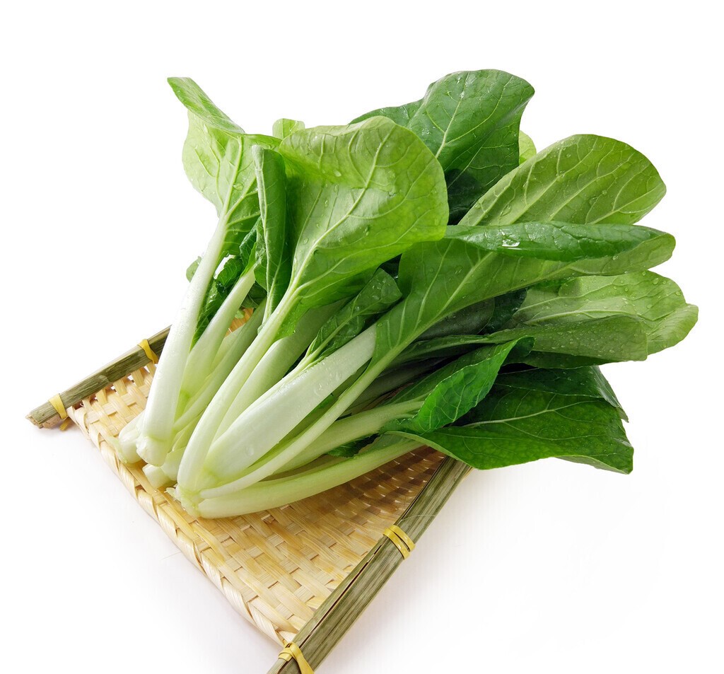 青菜翠绿不发黄，焯水有窍门