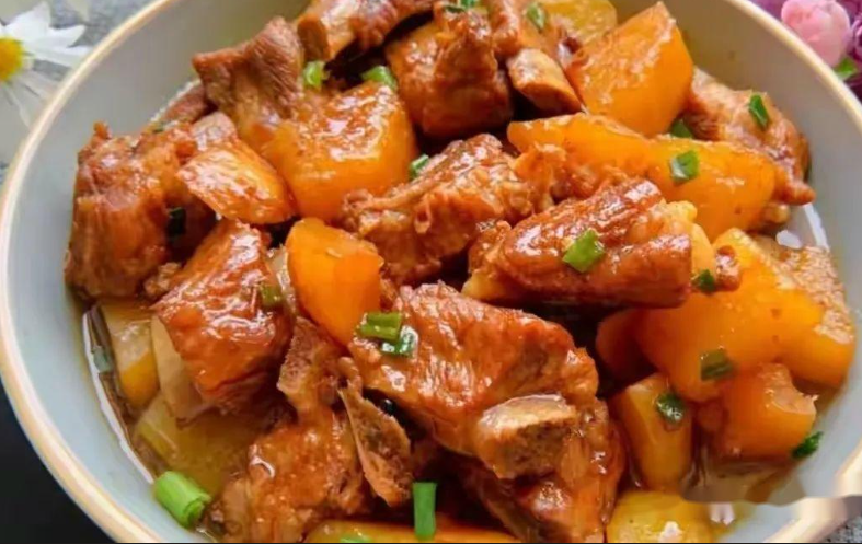 土豆炖排骨