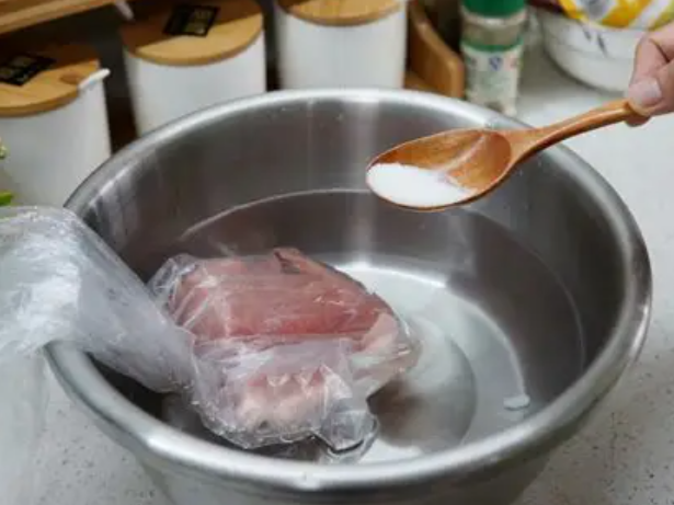 快速解冻肉类的正确方式